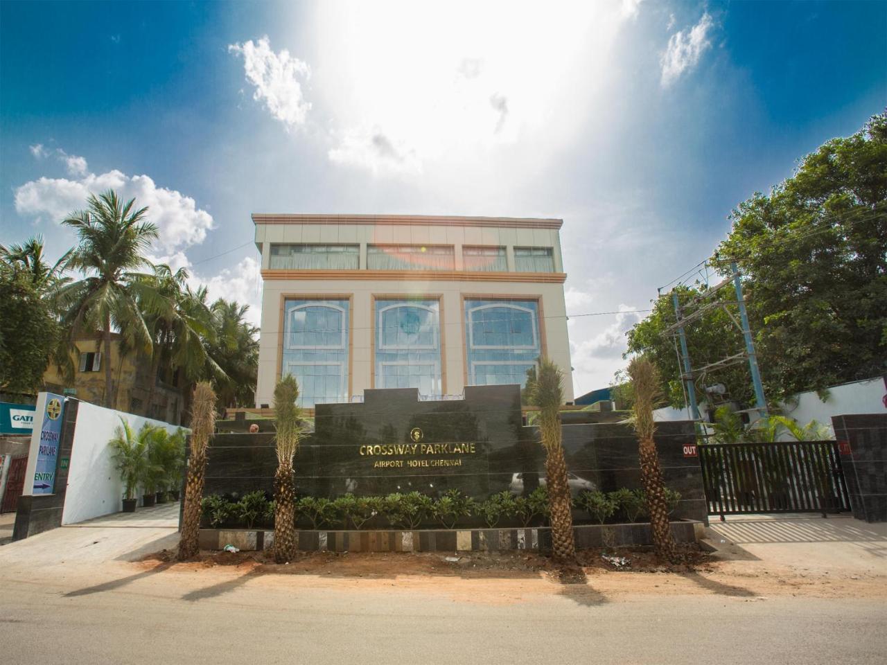 St Parklane Airport Hotel Chennai Exterior photo